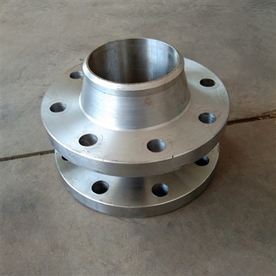 Flanges cruach chóimhiotail